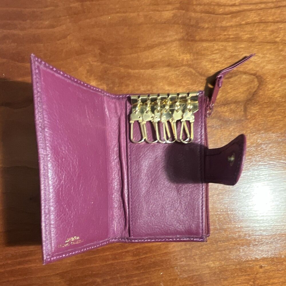 Mundi Key Holder Change Purse Vintage Cranberry Leather